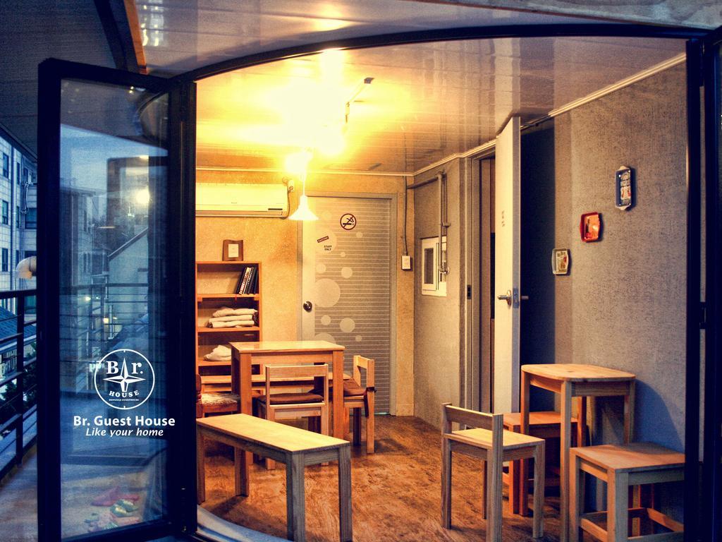 Br. Guesthouse Hongdae Seul Exterior foto